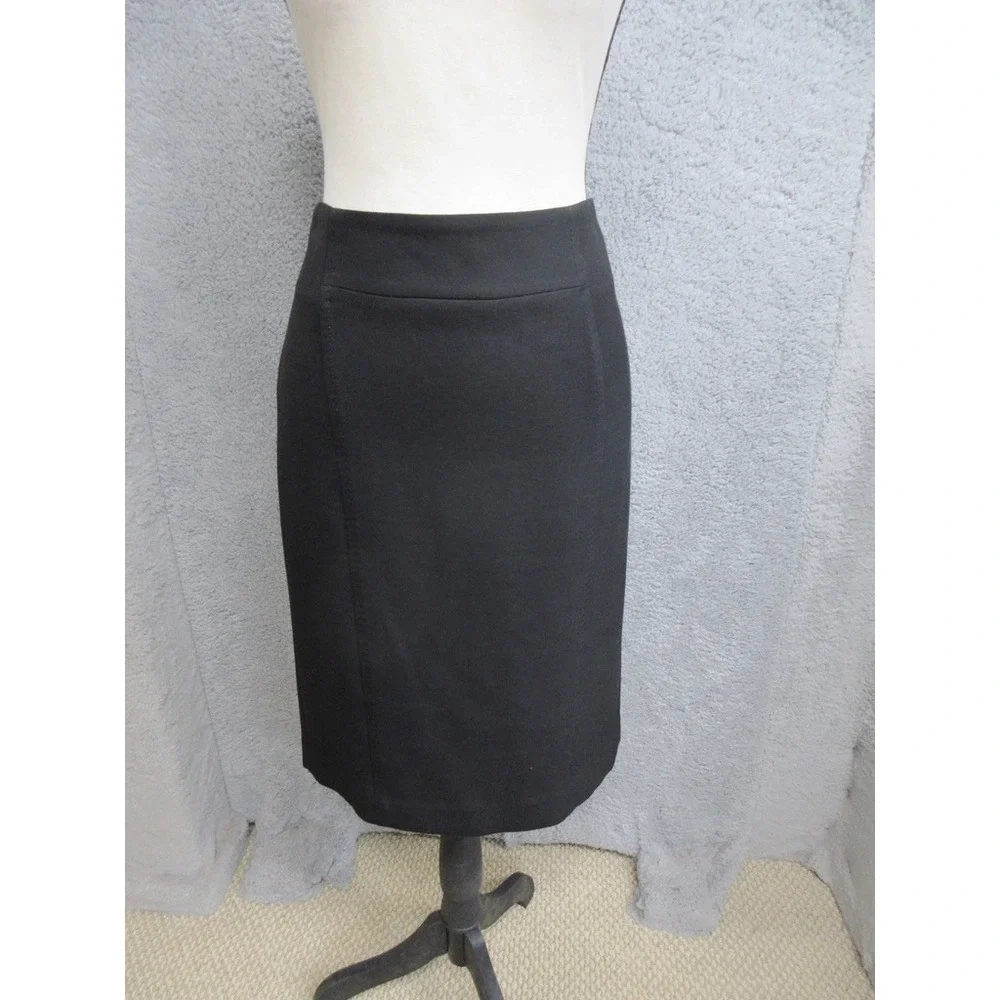 LOFT Pencil Skirt Womens 4 Black Officecore Workwear Tailored Quiet Luxury
